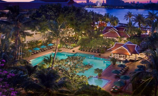 Bangkok: Anantara Riverside Resort