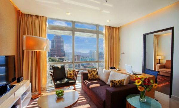 Kuala Lumpur: Park Royal Serviced Suites