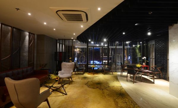 Hanoi: The Chi Boutique Hotel